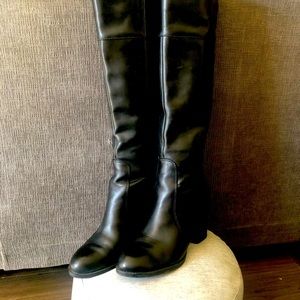 Black knee high leather Nine West Boots. Great used condition.